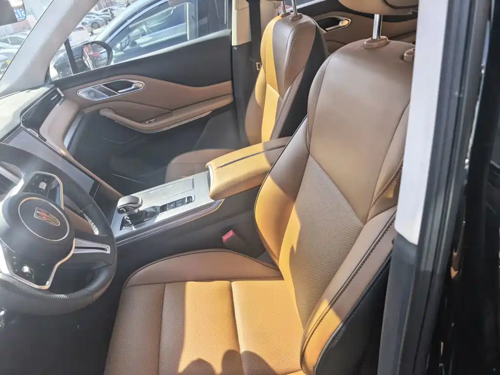 Hongqi Hongqi HS7 PHEV — миниатюра 7