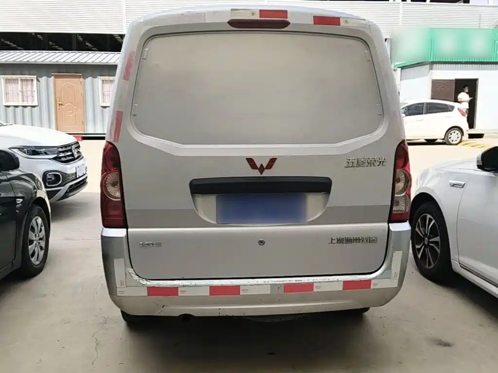 Wuling Rongguang — миниатюра 6
