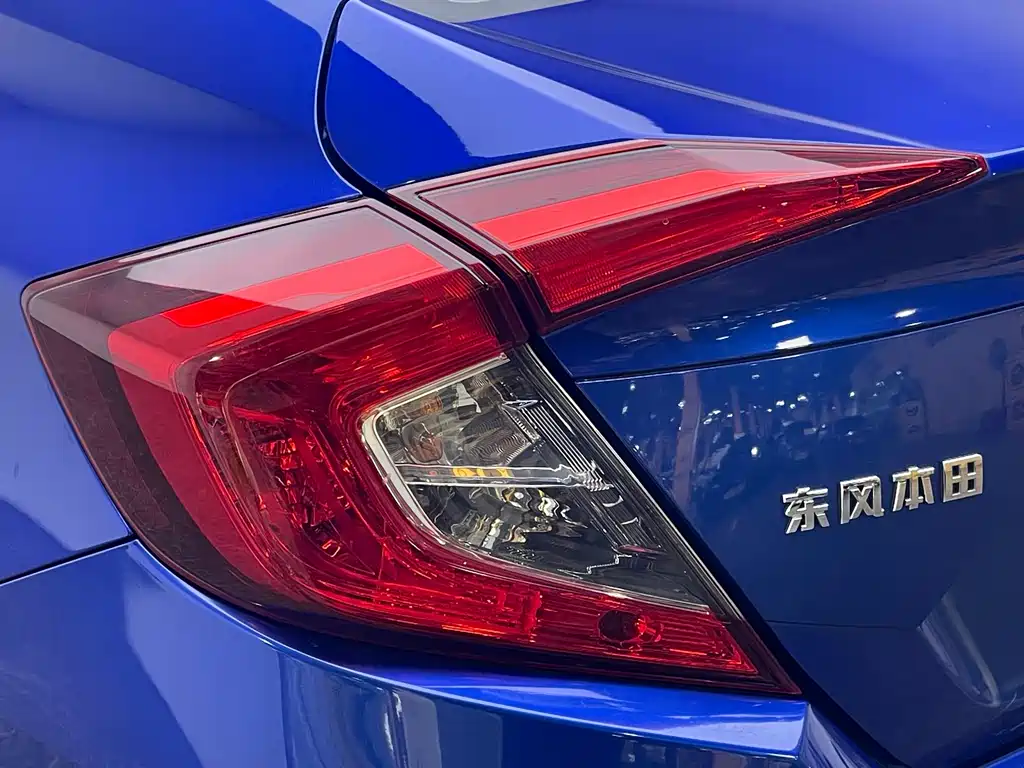 Honda Civic 2019 220TURBO CVT V