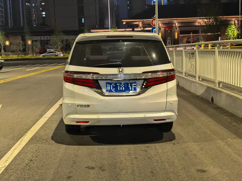 Honda Odyssey — миниатюра 9