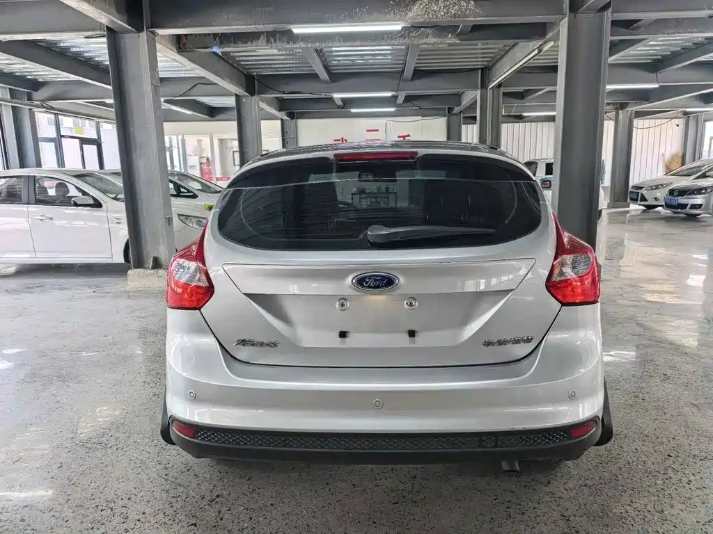 Ford Focus — миниатюра 7