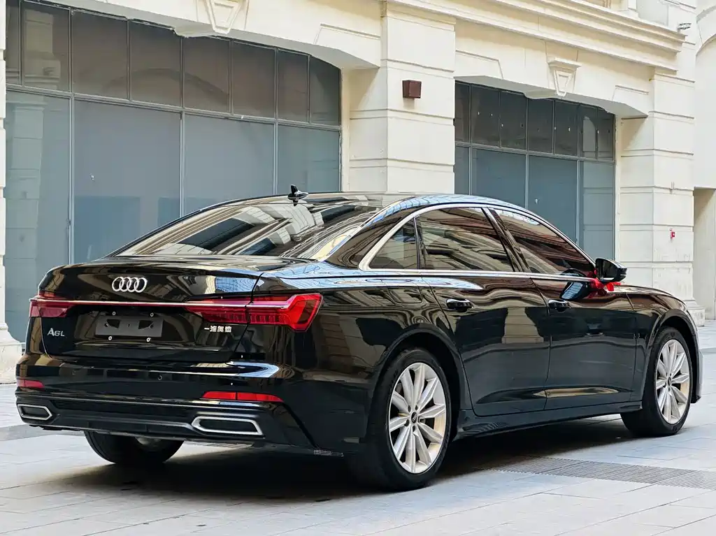 Audi A6L — миниатюра 5