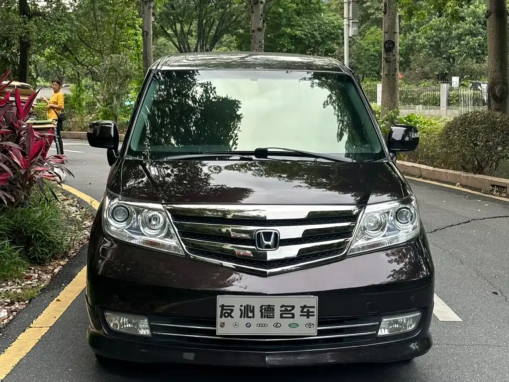 Honda Elysion 2012 2.4L VTi-S Luxury