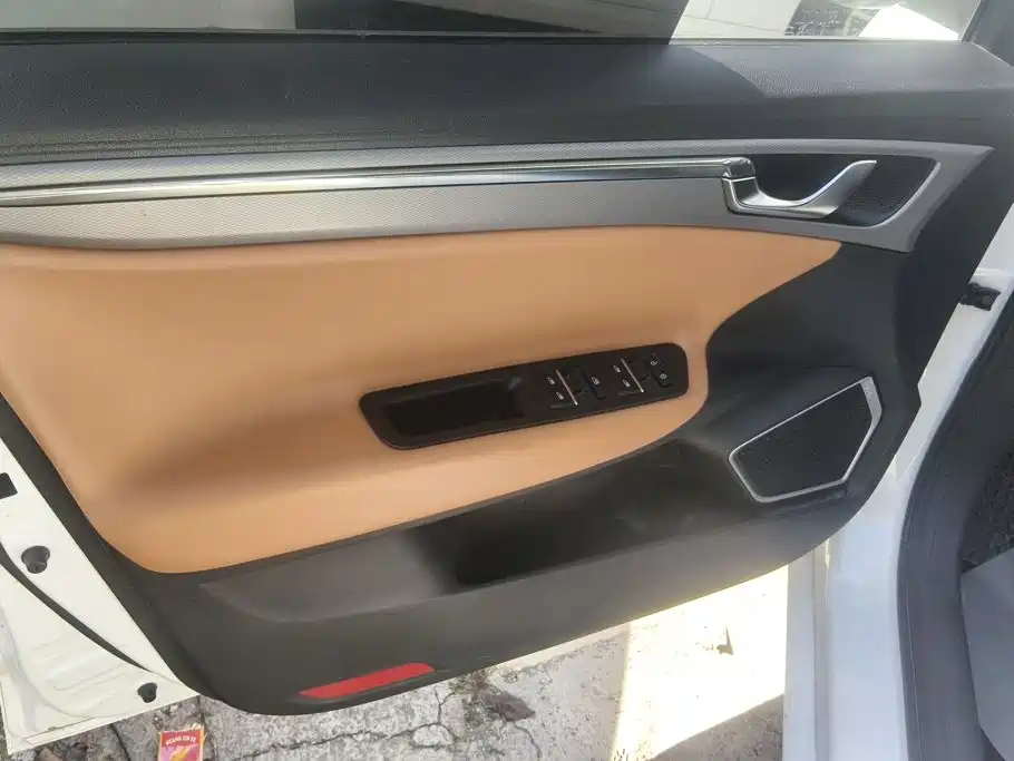 Geely Emgrand GL — миниатюра 6