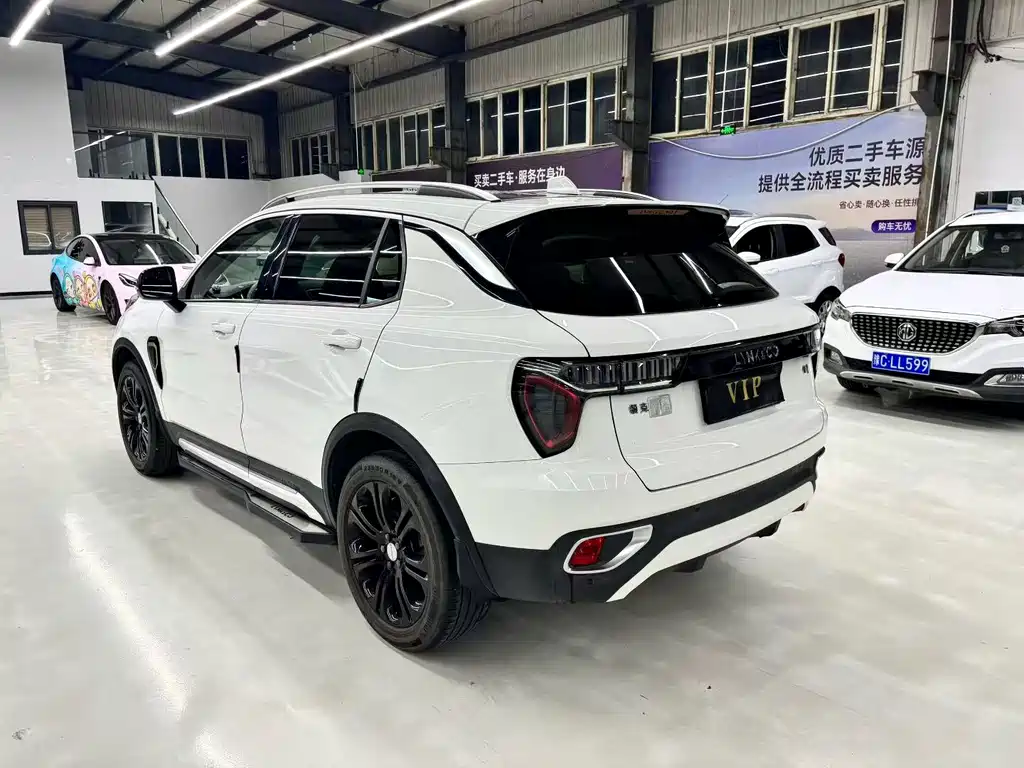 Lynk & Co 01 — миниатюра 7