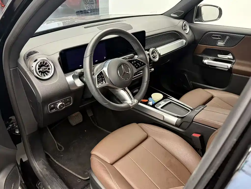 Mercedes-Benz EQB — миниатюра 3
