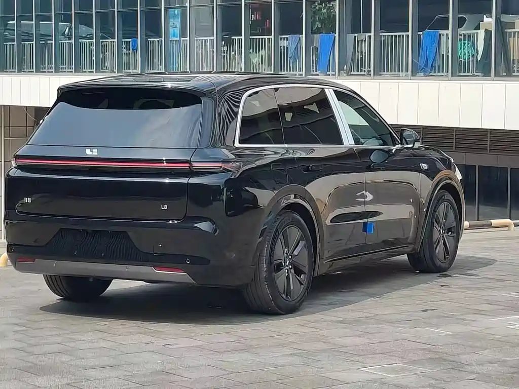 Li Auto L8 2023 Pro