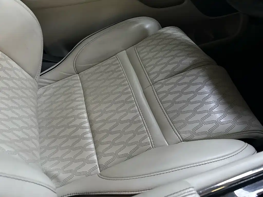 Lincoln Navigator — миниатюра 7