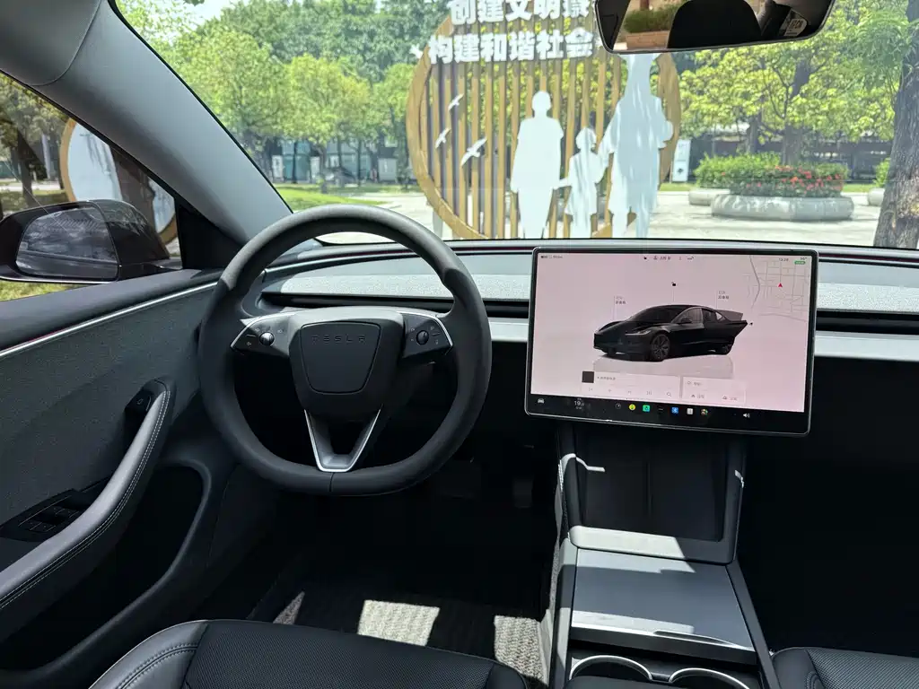 Tesla Model 3 — фотографии объявления, Фото 12