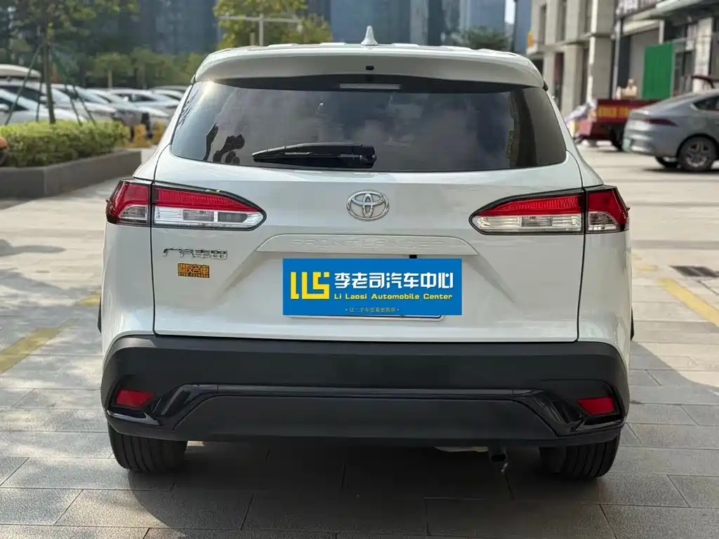 Toyota Frontlander — миниатюра 5