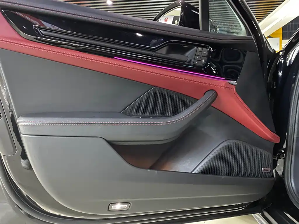 Porsche Panamera — миниатюра 6