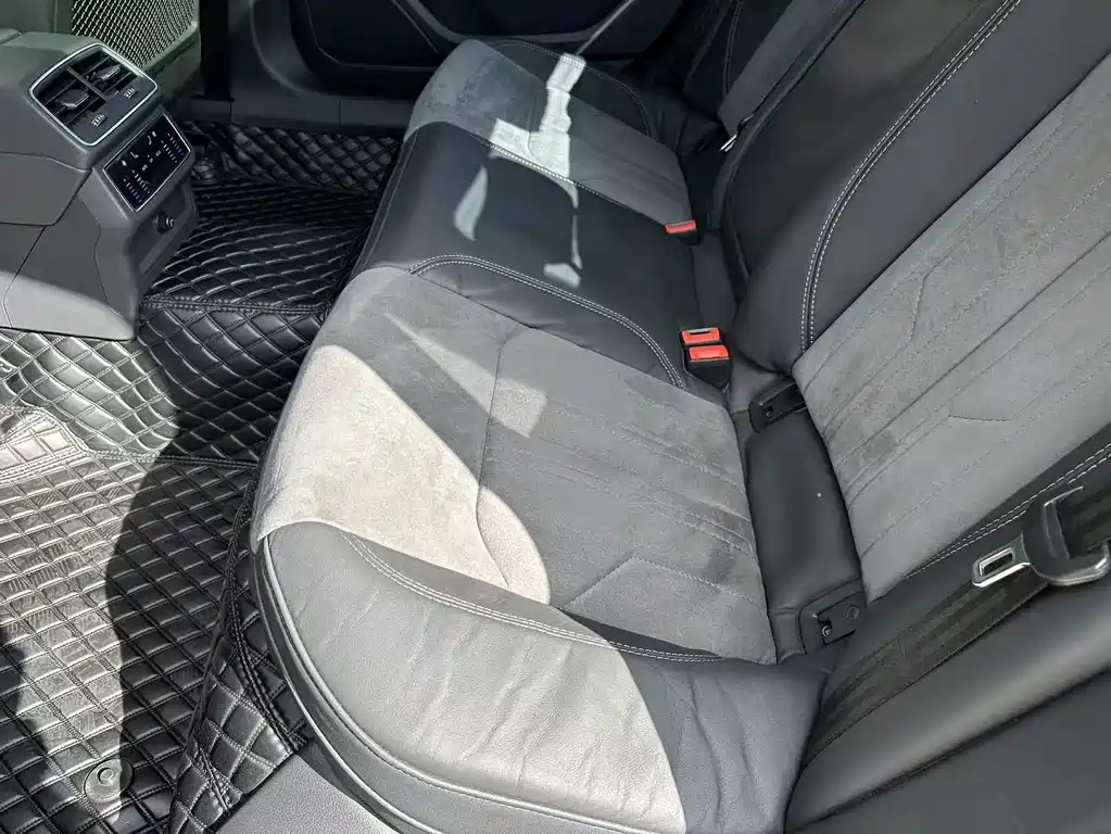 Audi A6L — миниатюра 16
