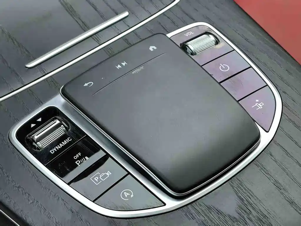 Mercedes-Benz E-Class (Import) — миниатюра 13