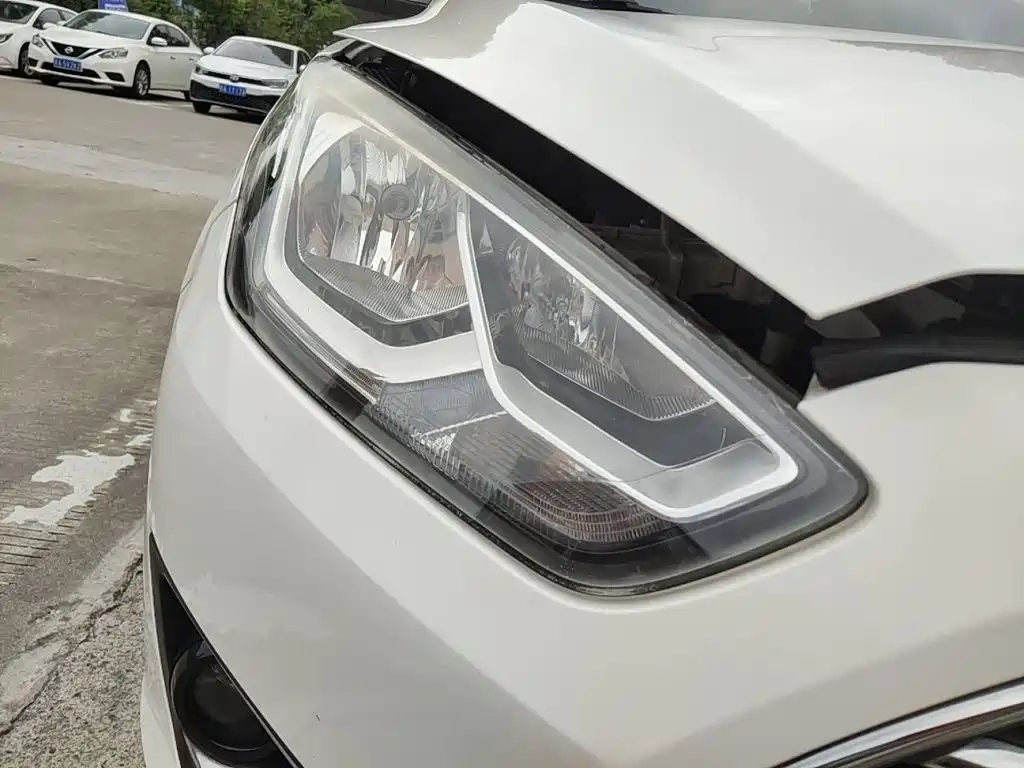 Ford Escort — миниатюра 7