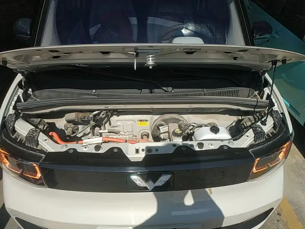 Wuling MINIEV — миниатюра 20