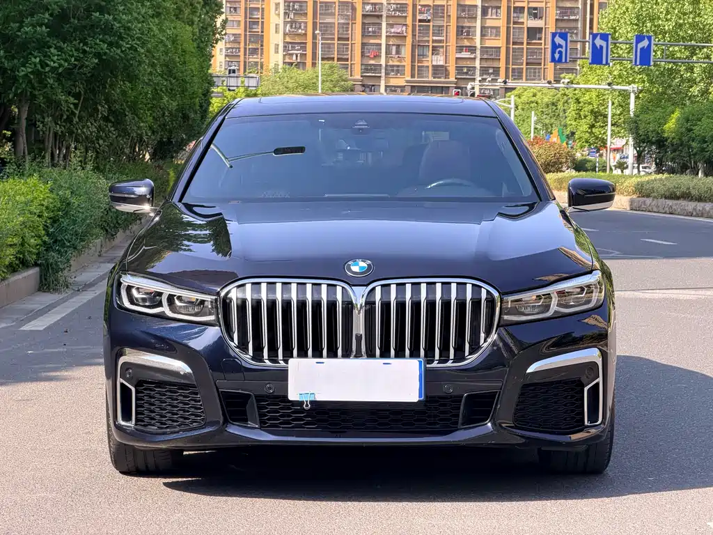 BMW 7 Series 7 2021 730Li M Sport