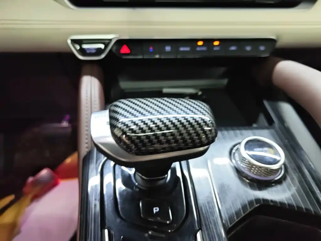 Geely Xingyue L — миниатюра 14
