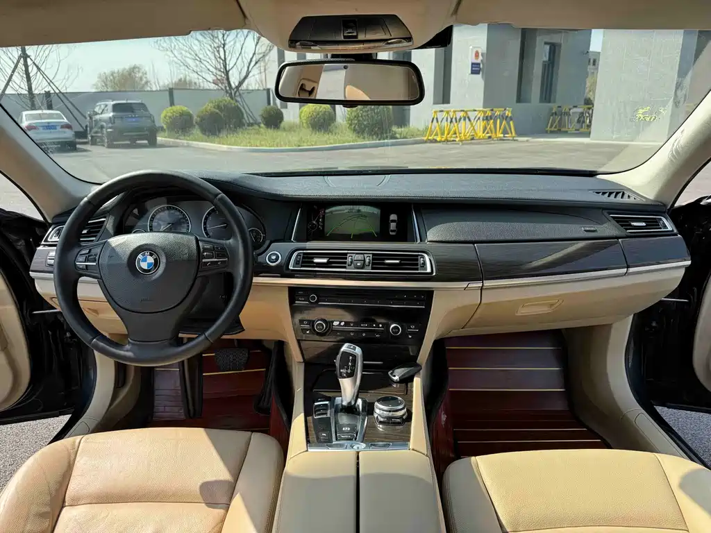 BMW 7 Series 7 2011 730Li Elegant