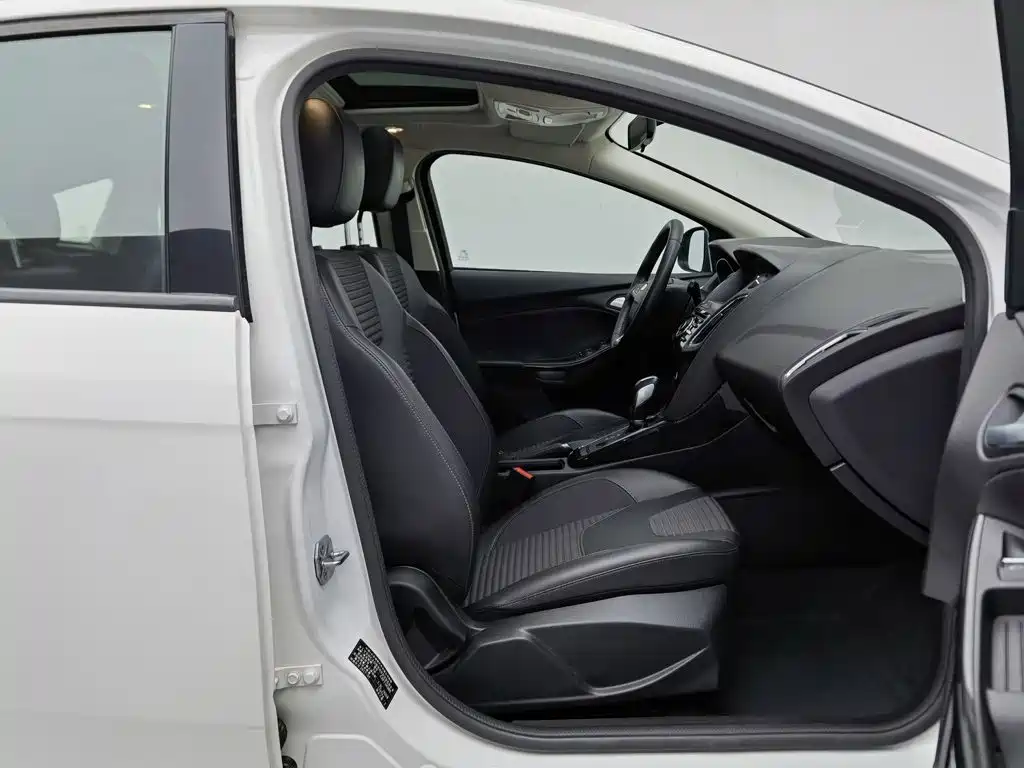 Ford Focus — миниатюра 23