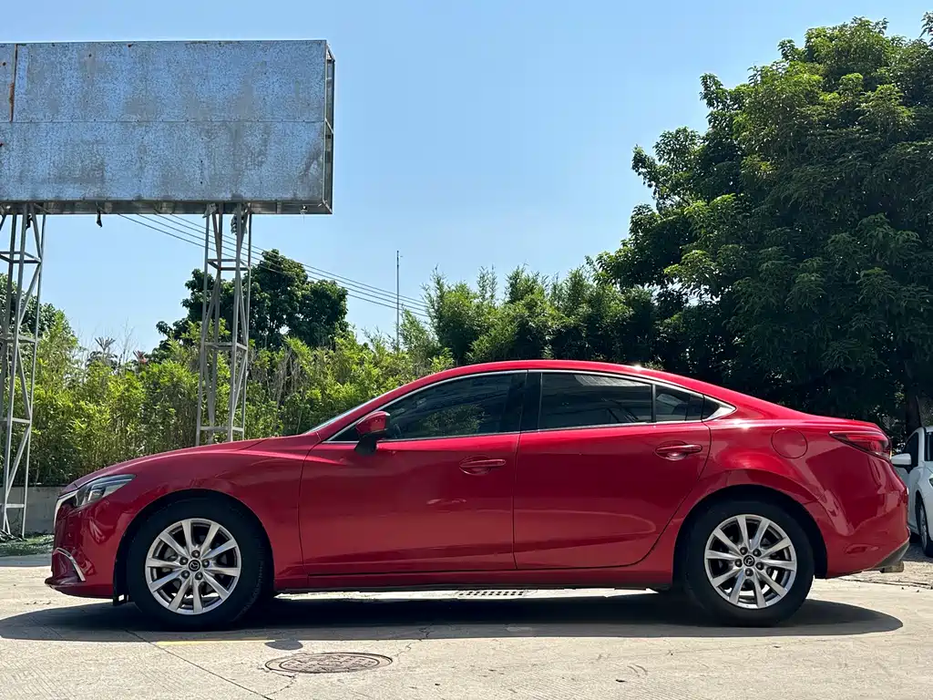 Mazda Atenza — миниатюра 8