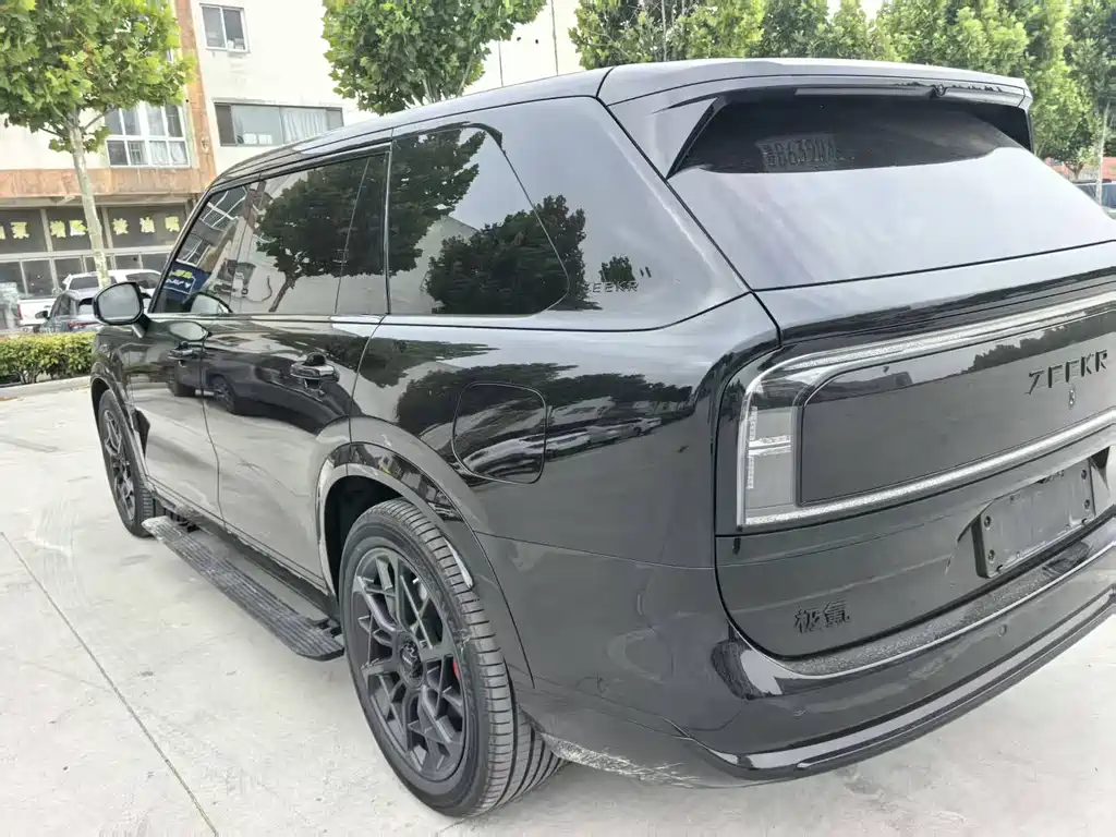 Zeekr 9X 2025 70kWh