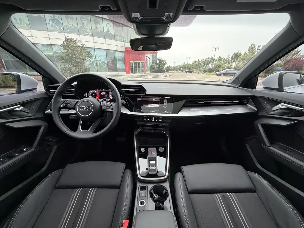 Audi A3 2023 Sportback 35 TFSI Fashion Sport