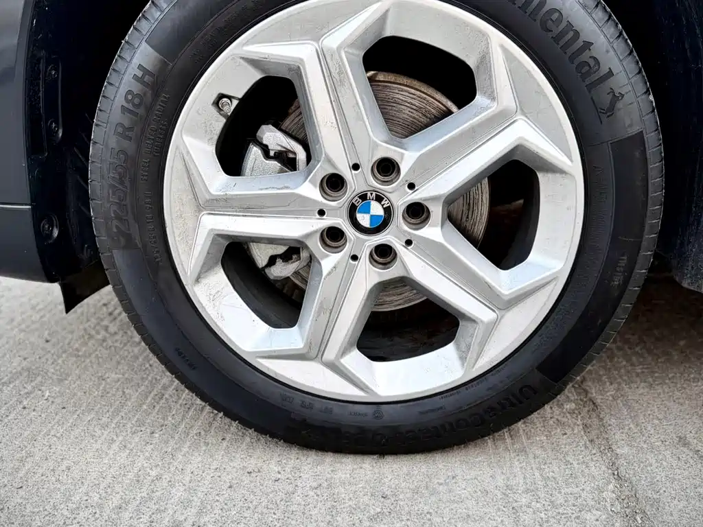 BMW X1 2023 sDrive20Li X