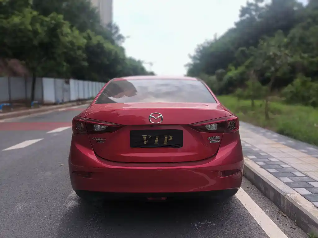 Mazda Mazda3 — фотографии объявления, Фото 10