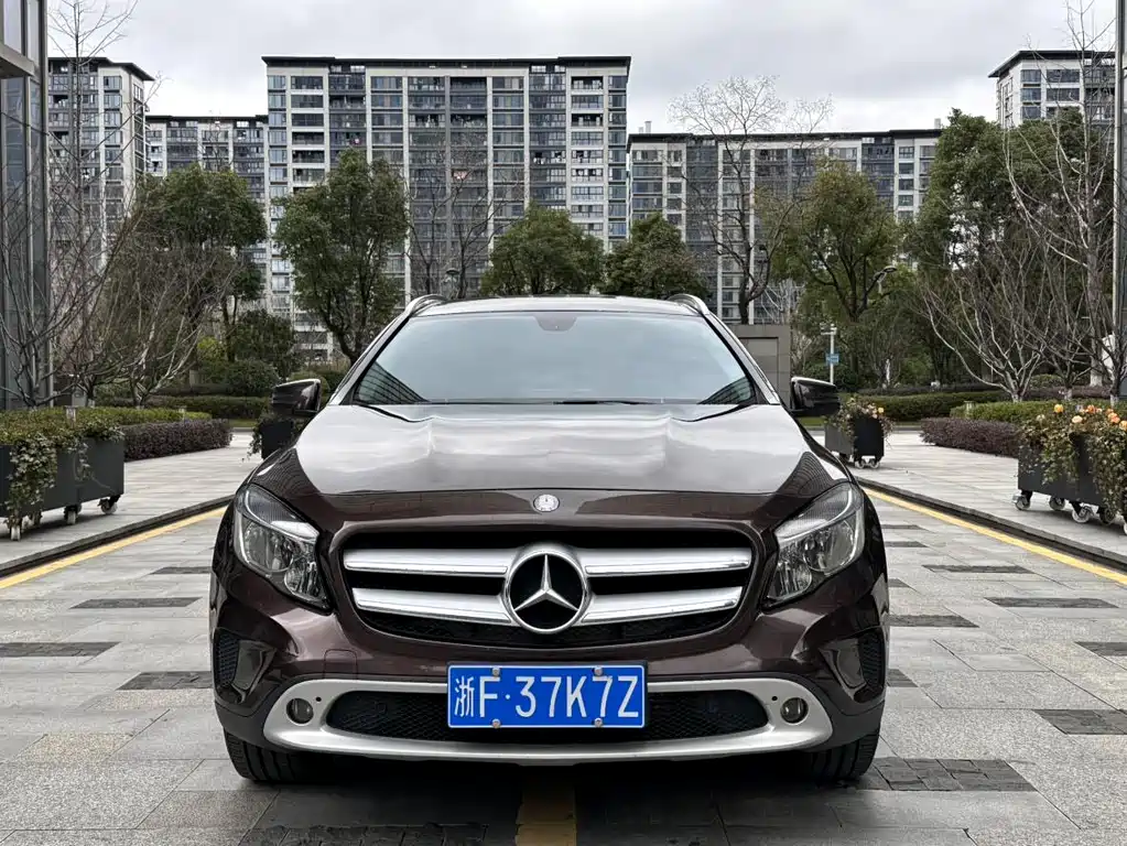 Mercedes-Benz GLA 2015 GLA 200