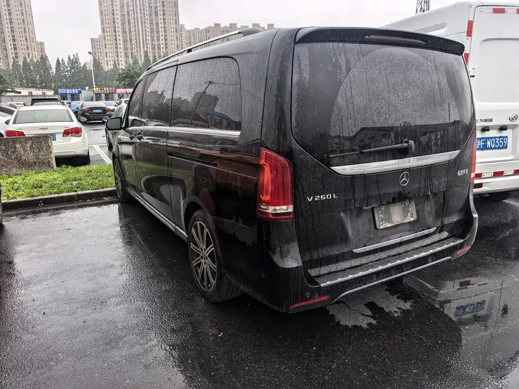 Mercedes-Benz V-Class V 2022 V 260 L Luxury