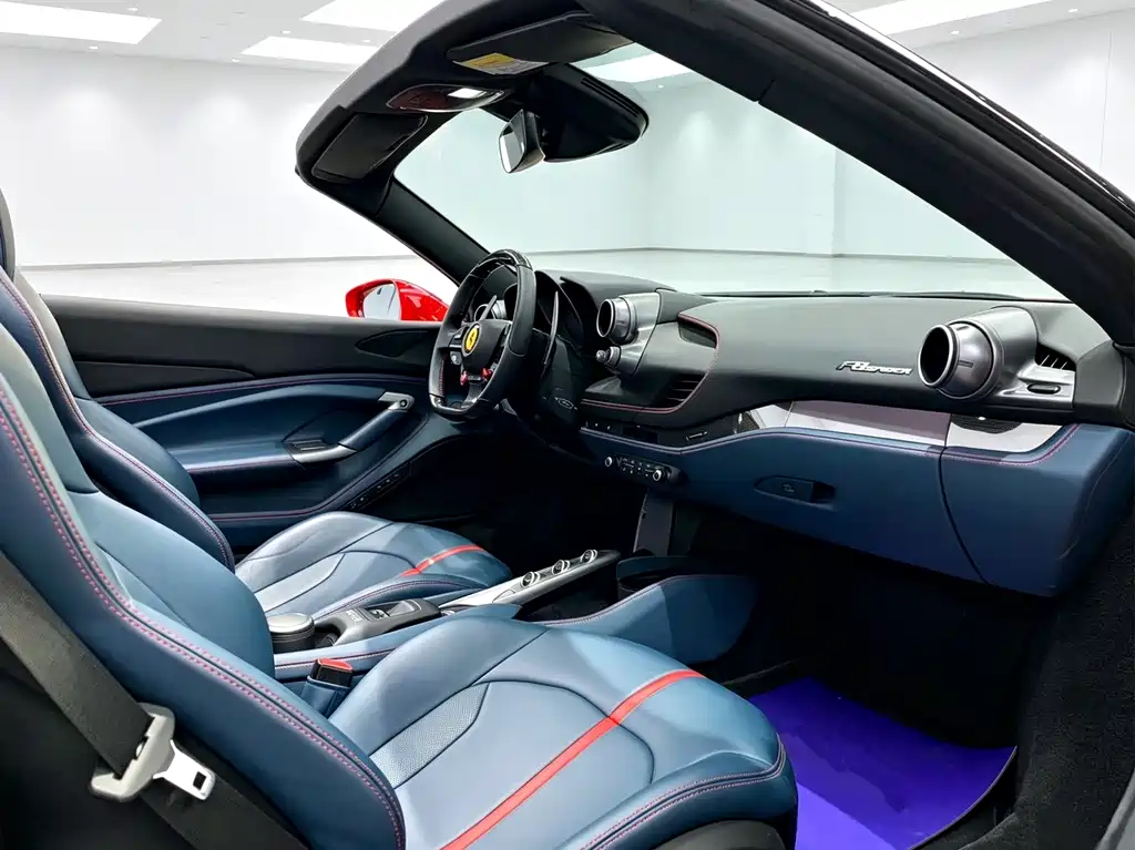 Ferrari F8 Spider 3.9T V8, фото 8