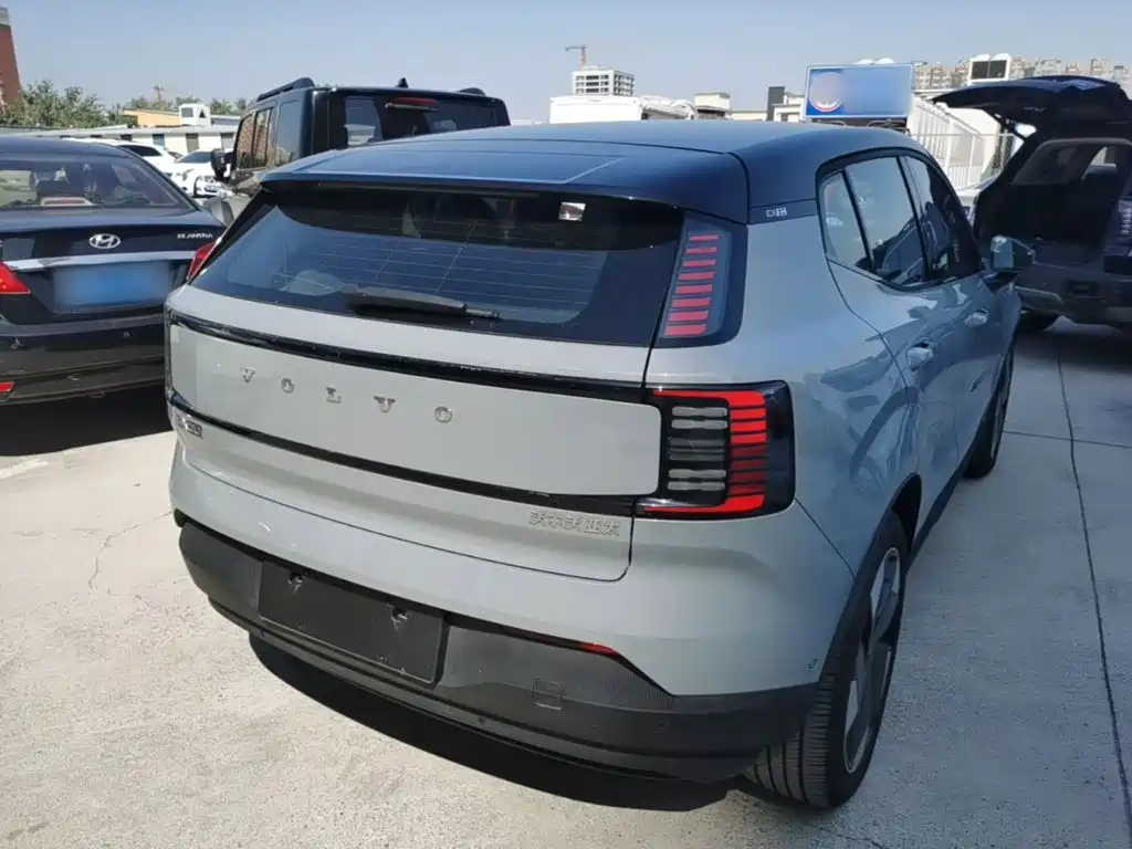 Volvo EX30 — миниатюра 7