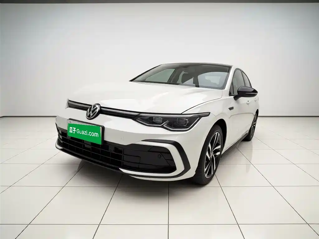 Volkswagen Golf 2023
