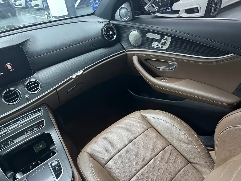Mercedes-Benz E-Class E 2021 E 300 L Fashion