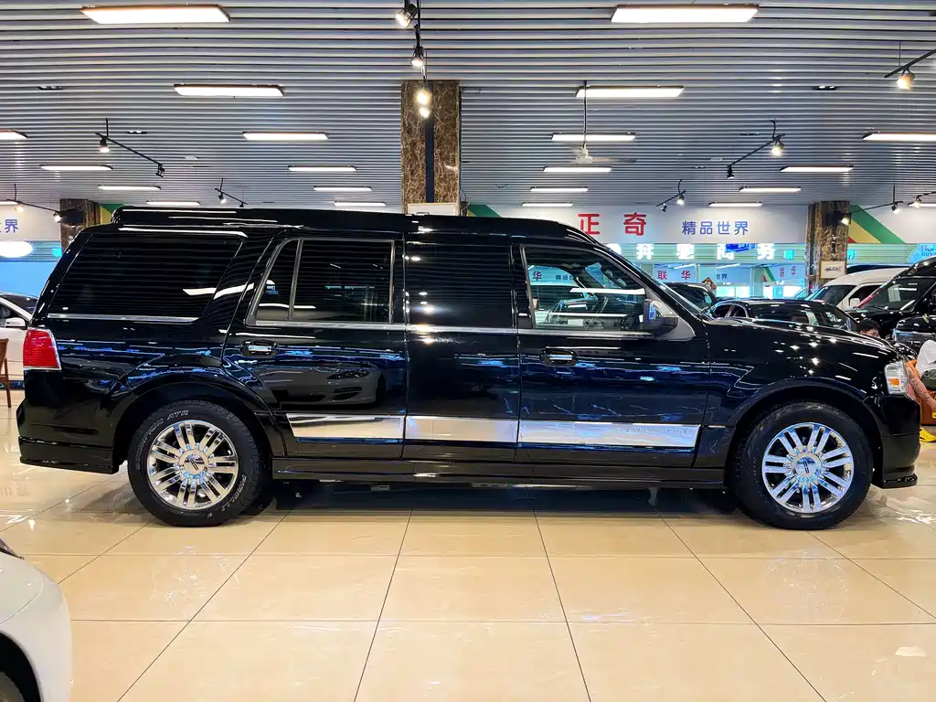 Lincoln Navigator 2011 3.5T