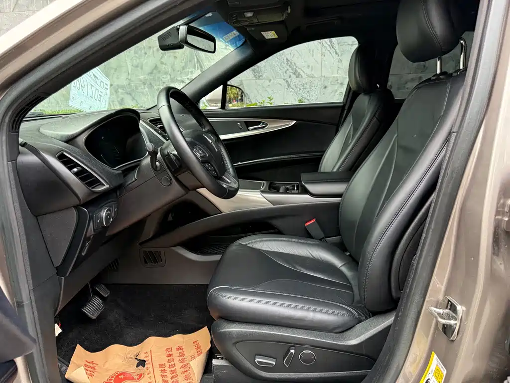 Lincoln MKX — миниатюра 9