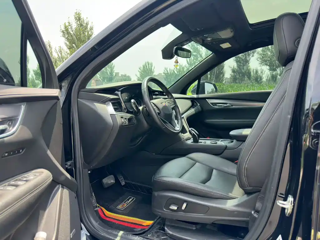 Cadillac XT6 — миниатюра 6