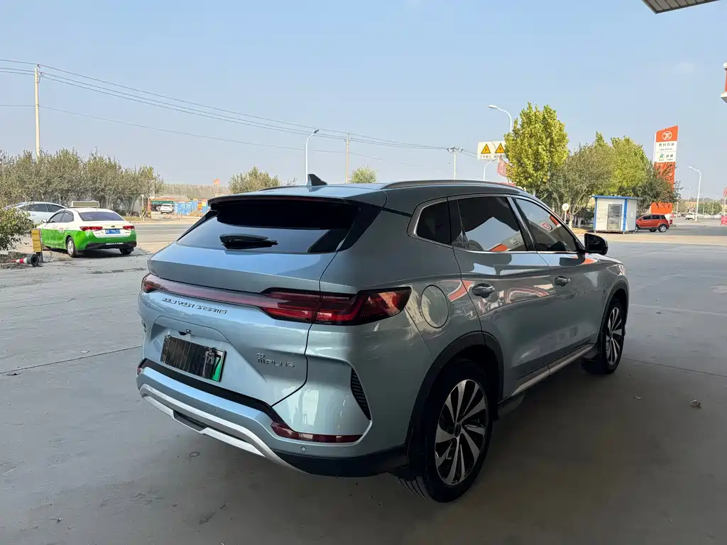 BYD Song Plus DM-i 2024 — фото 15