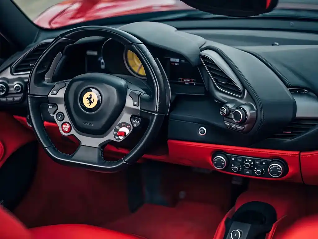 Ferrari 488 — миниатюра 5