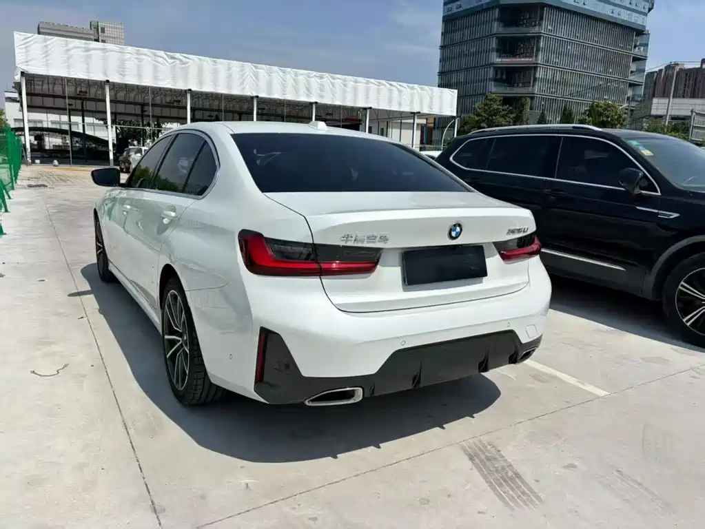 BMW 3 Series — миниатюра 7