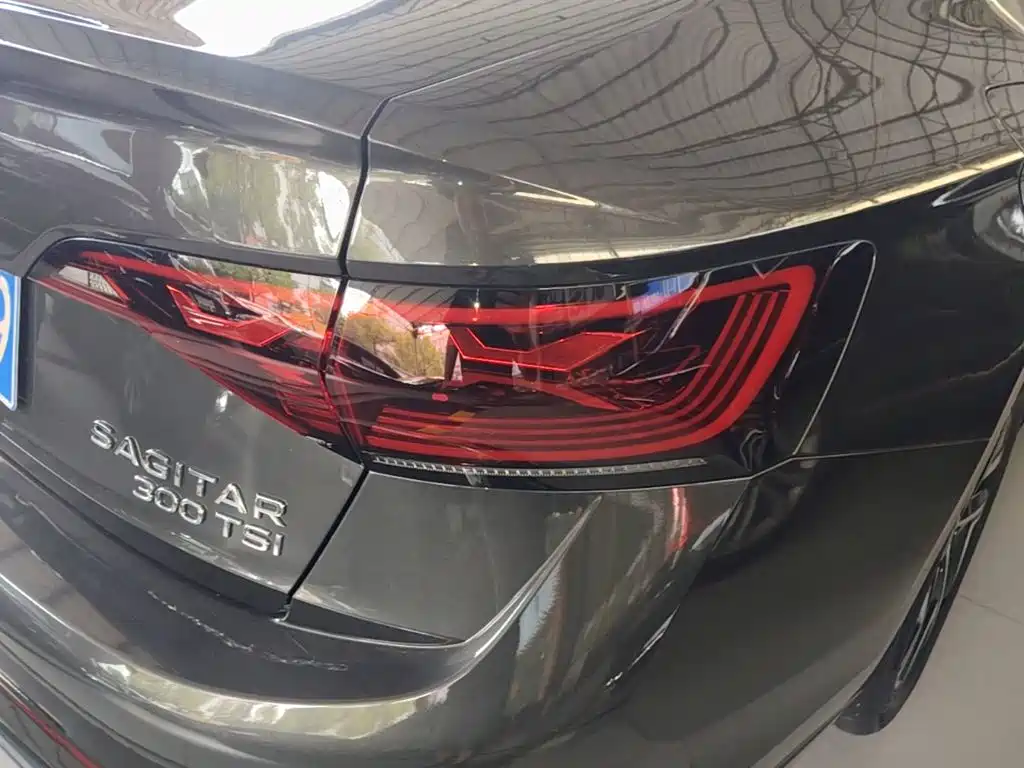 Volkswagen Sagitar — миниатюра 8