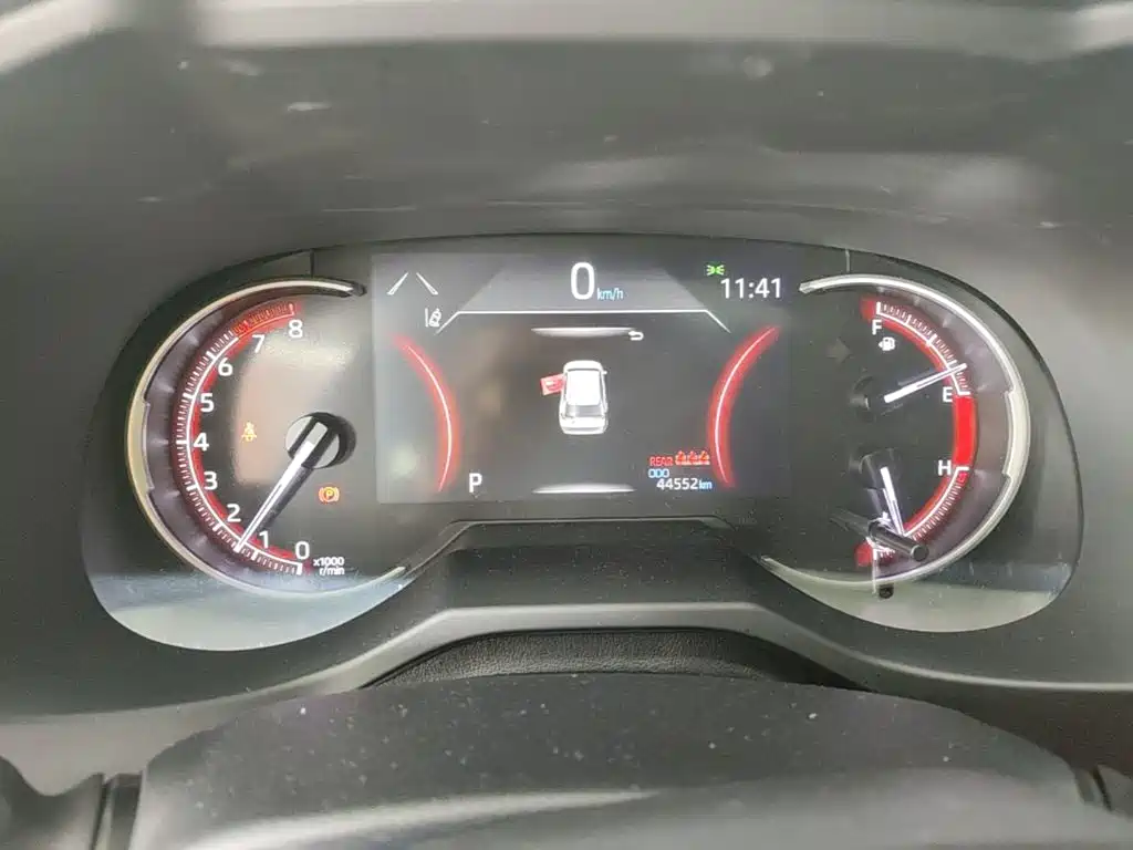 Toyota RAV4 — миниатюра 12