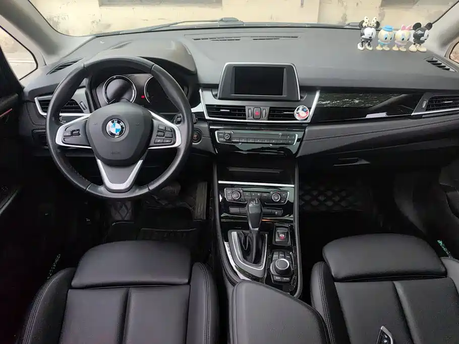 BMW 2 Series Active Tourer — миниатюра 12