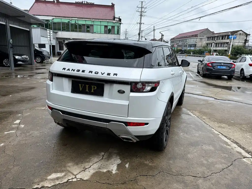 Land Rover Range Rover Evoque 2014 2.0T 5