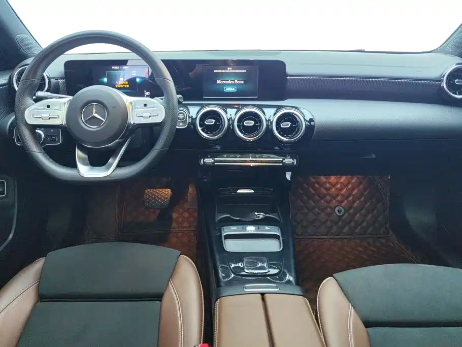 Mercedes-Benz A-Class — миниатюра 12