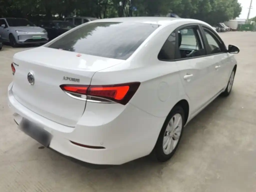 Buick Excelle — миниатюра 7