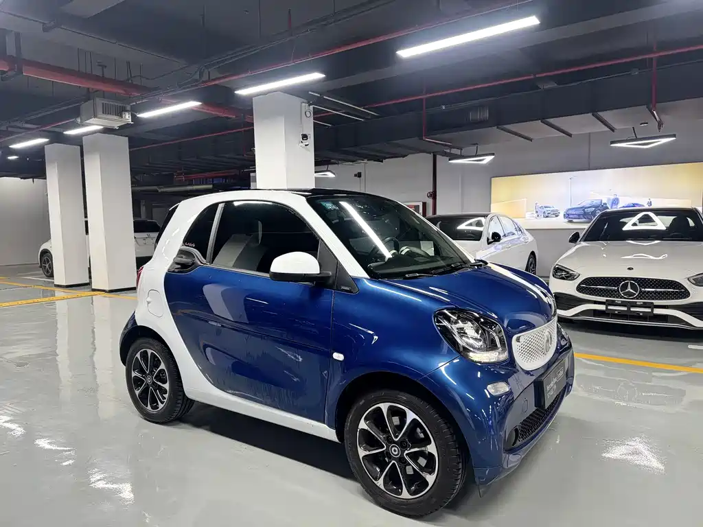 Smart fortwo 2015 1.0L 52