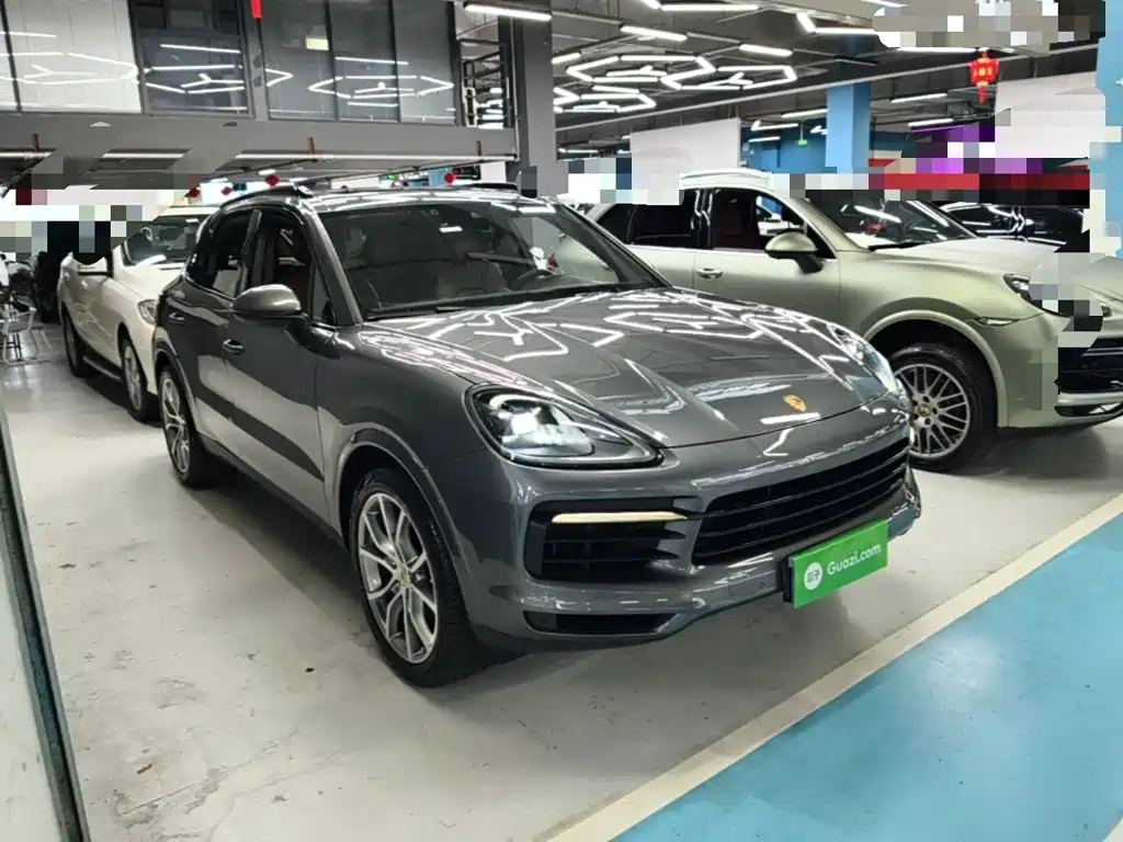 Porsche Cayenne — миниатюра 4