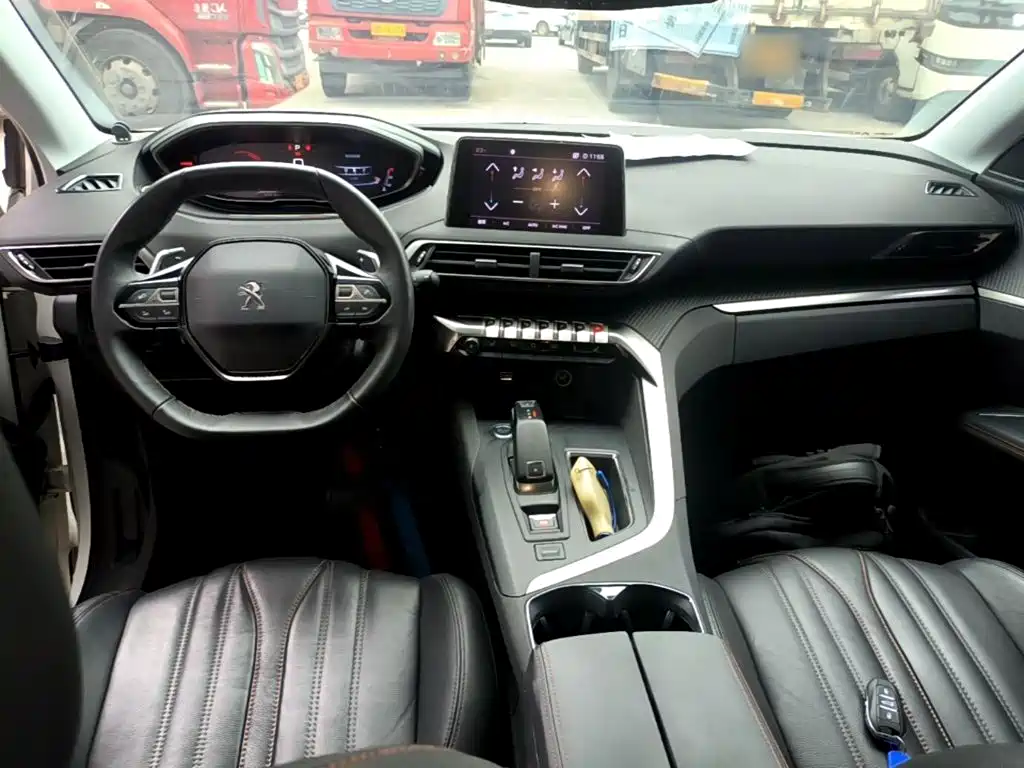 Peugeot 5008 — миниатюра 10