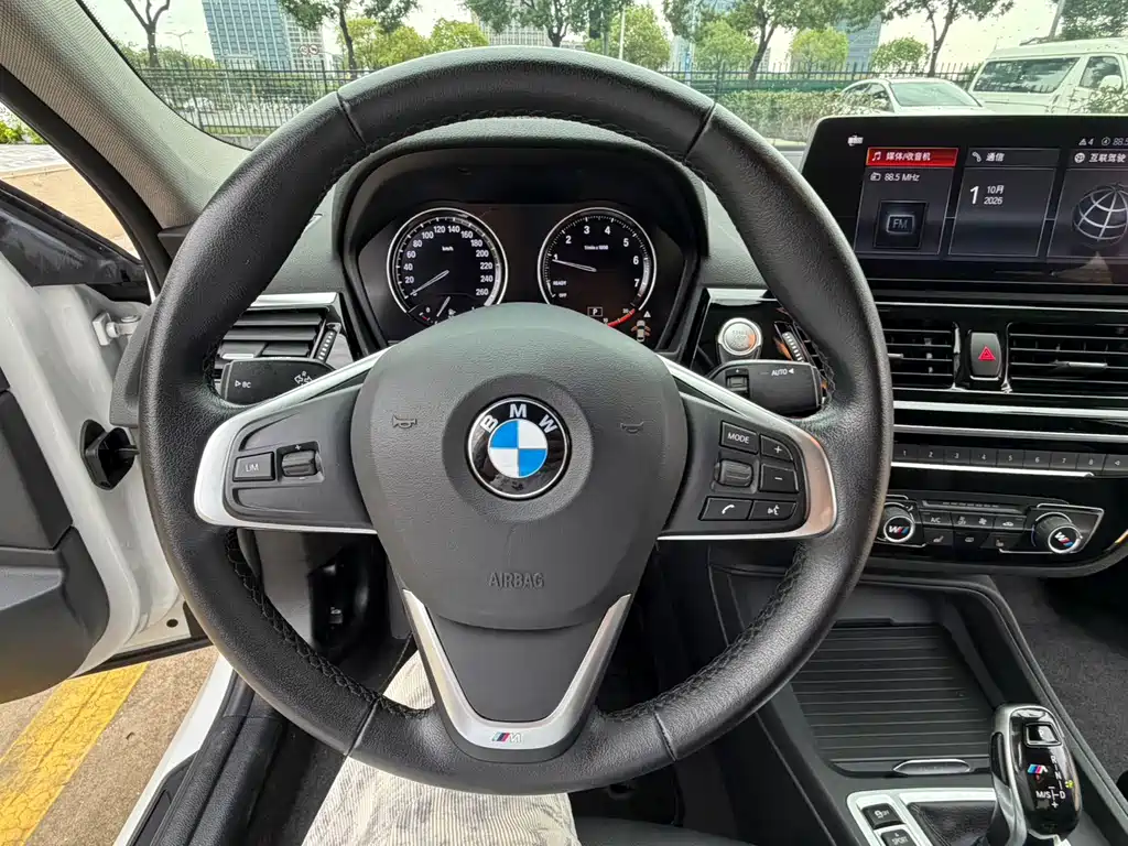 BMW 1 Series — миниатюра 12